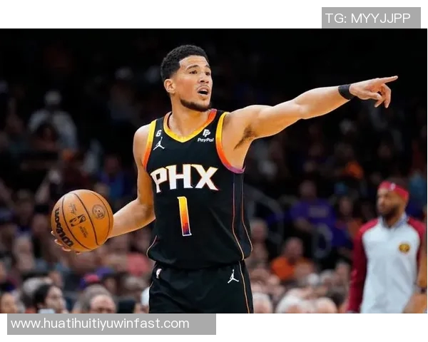 拼尽全力却憾负雷霆布克强调总结经验与团队精神的重要性 拼尽全力却憾负雷霆布克强调总结经验与团队精神的重要性