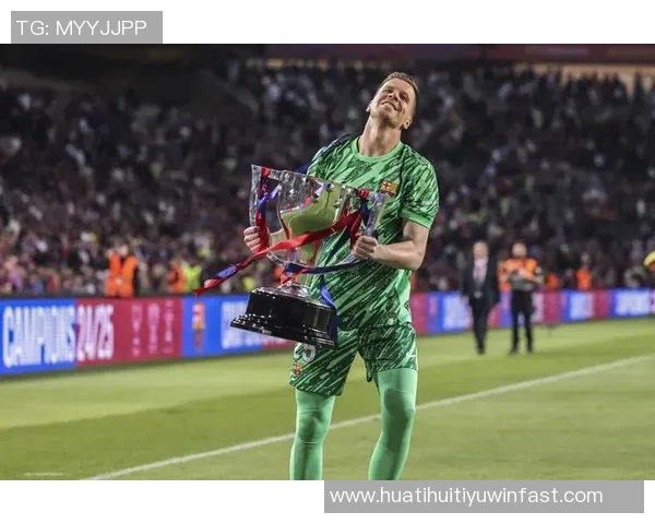 2025年巴萨世体民调结果揭晓佩德里荣膺最佳球员霍安加西亚获最佳引援称号 2025年巴萨世体民调结果揭晓佩德里荣膺最佳球员霍安加西亚获最佳引援称号