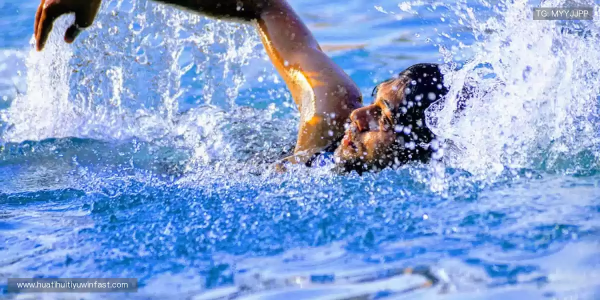 👕球迷专属，个性定制！每一件周边，都是热爱的勋章🎁